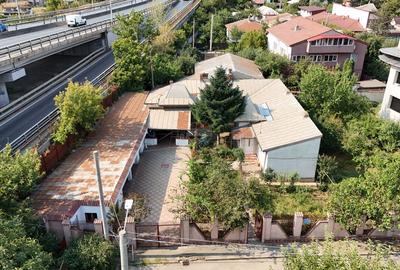 Casă individuală cu 5 camere în Central