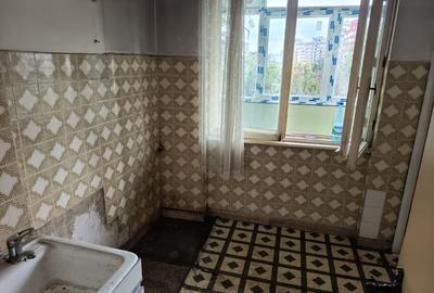 Iancului,METROU,bloc reabilitat termic,et.5/9, geam la baie, LIBER! - 18
