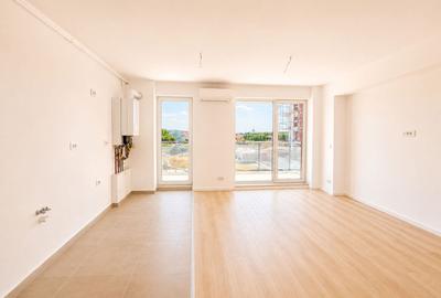 Apartament cu 3 camere decomandat în Lipovei