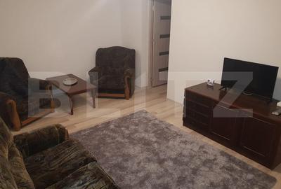 Apartament cu 2 camere semidecomandat, mobilat în Central