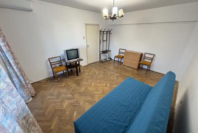 Apartament cu 2 camere decomandat, mobilat în Tomis Mall