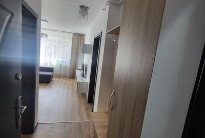 Garsoniera de inchiriat –Dotari: - TV + Internet Digi – gata de utilizat - 10