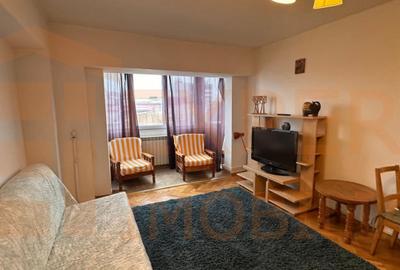 Apartament cu 3 camere decomandat, mobilat în Central