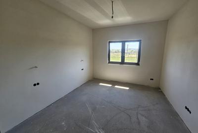 Casa noua, 130 mp utili, 800 mp teren, pompa caldura, la 15 km de Cluj! - 9