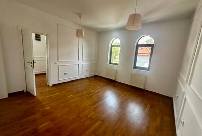 Vila  deosebita cu 8 camere, renovata integral zona Kiseleff -Aviatorilor - 13