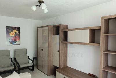 Apartament cu 3 camere decomandat, mobilat în Vasile Aaron