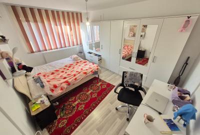 1 Cam--Sagului-5 Min Spitalul Judetean--Mobilat-Utilat-64.900 Euro! Negociabil - 1
