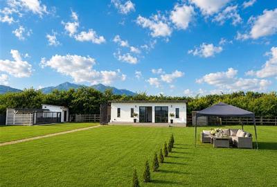Refugiu modern,lot 1.640 mp,pavilion,zona barbeque:liniste si relaxare in Rasnov - 1