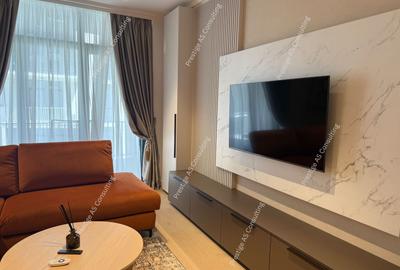 Apartament cu 3 camere semidecomandat, mobilat în Take Ionescu