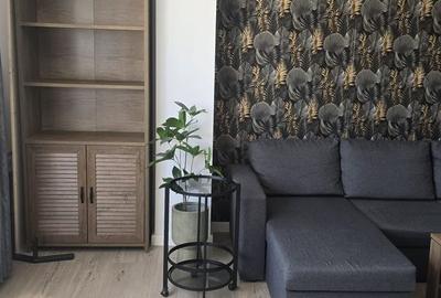 Apartament cu 2 camere decomandat, mobilat în Central