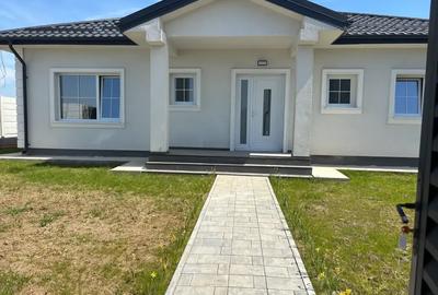 Casa Noua 3 camere Finisaje Lux 500 m Padure Cernica Teren 430 mp - 1