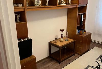 Apartament cu 3 camere decomandat în Păcurari