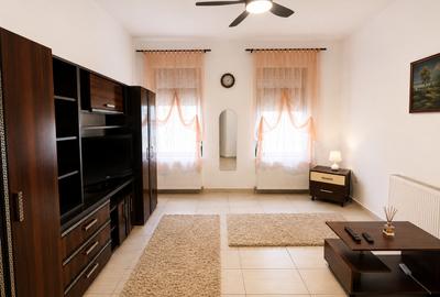 Apartament cu o cameră Traian - 3