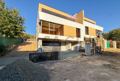 Duplex cu 4 camere în Zorilor