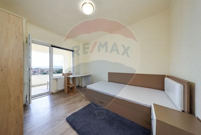 Apartament cu 4 camere de închiriat în zona Centrul Civic - 11