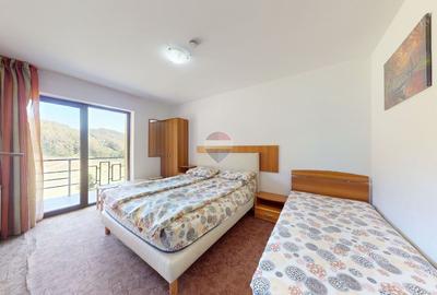 Pensiune în funcțiune | 10 camere | Teren 4.000 mp | Brădet – Săcele - 29