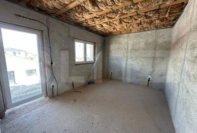 Casă individuală cu 4 camere în Micești