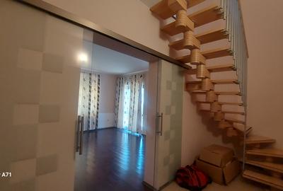 Gradistea- 2 vile individuale construite in regim propriu in anul 2008! - 40
