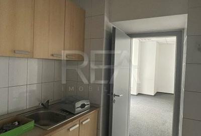 SPATIU COMERCIAL PASAJ BASARAB - CALEA GRIVITEI - 13