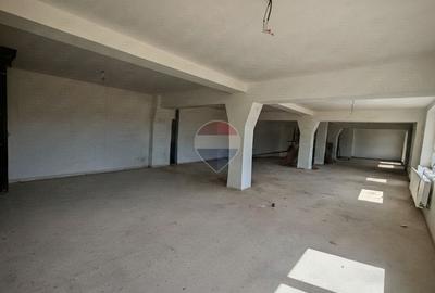Spațiu comercial 208 Open Space, Clădire nouă, Zona Ford, Parcare - 2