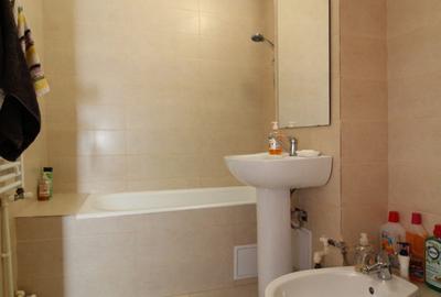 Ap. 2 cam. Bd. Lapusneanu / Str. Farului, Gaze, Parcare. Comision 0% - 8