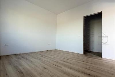 Comision 0 - Duplex pe plan - living mare - 2 bai - 8