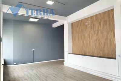 Spațiu comercial 68 mp, vitrină 10 m - bd. Dacia, Mioveni - 5