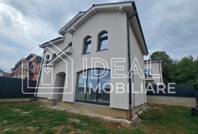 Casă individuală cu 4 camere în Periferie