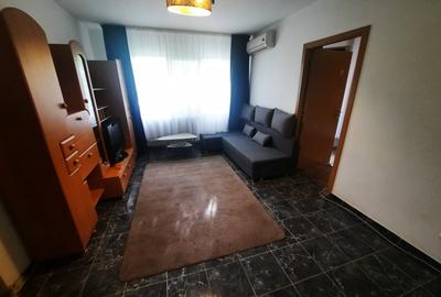 Apartament cu 2 camere nedecomandat, mobilat în Podu Roș
