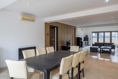 APARTAMENT 4 CAMERE - SISESTI - 4