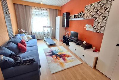 Casa cu doua apartamente garaj pivnita in Cisnadie - 2