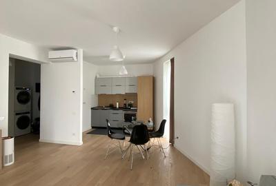 Apartament cu 3 camere semidecomandat, mobilat în Herăstrău