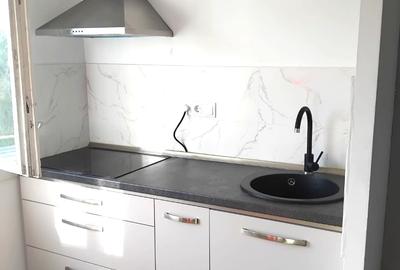 Garsoniera 20mp zona Spital Judetean mobilata Pret 19.300eur - 1
