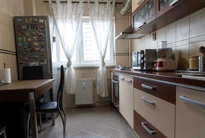 Apartament cu 3 camere semidecomandat, mobilat în Theodor Pallady