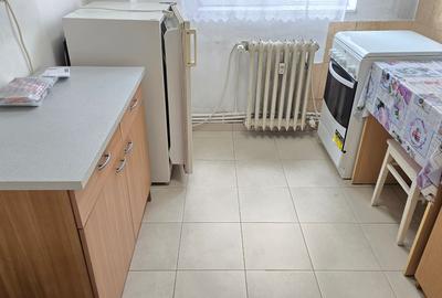 Vand apartament 2 camere in Deva, zona Pacii (Cartea Funciara), etaj 1, dec. - 10