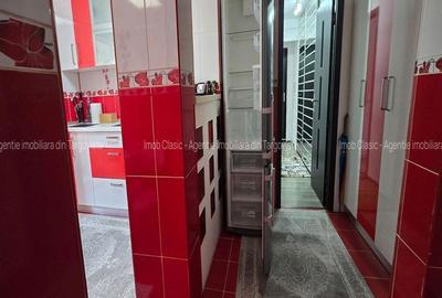 ETAJ 1,Micro  3 Târgoviște,  vânzare apartament 3camere - 8