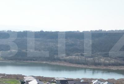 Teren Construcții intravilan de 800 mp, în Miroslava
