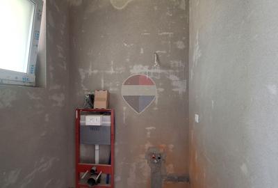 Casă / Vilă cu 3 camere de vânzare - 18