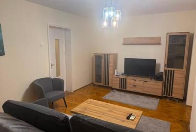 Apartament cu 2 camere semidecomandat în Dorobanți