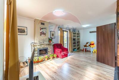 CASA DE VACANTA | 4 camere| de vânzare în FUNDATA, BRAȘOV| COMISION 0% - 32