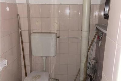 Apartament 3 camere , zona centrala -Sala Polivalenta, 80 mp , liber - 14