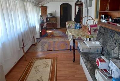 Casa locuibila si teren intravilan in Ulmeni - judetul Calarasi - 16