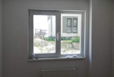 Apartament cu 3 camere decomandat în Florești