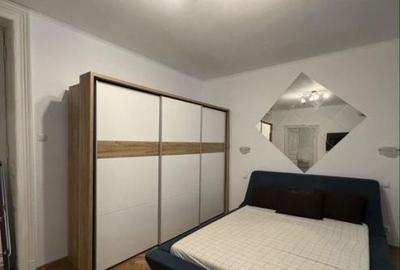 Apartament cu 2 camere semidecomandat, mobilat în Dacia