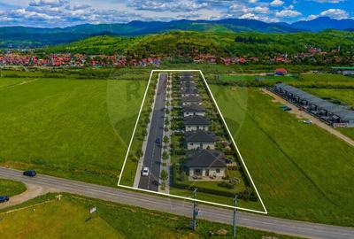 Teren Construcții intravilan de 8600 mp, în Tărlungeni