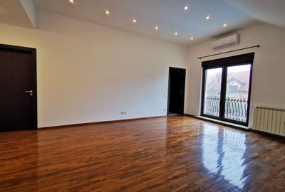 Vila individuala renovata, piscina, garaj dublu - 8