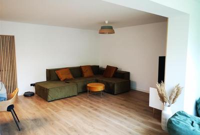 Apartament cu 3 camere decomandat, mobilat în Ultracentral