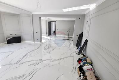Apartament cu 5 camere de vânzare în zona Precista - 8