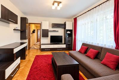 Apartament cu 3 camere semidecomandat, mobilat în Gheorgheni