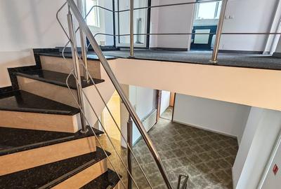 Duplex | Centrul Civic | Spatiu Birouri | Centrala proprie | 2 intrari